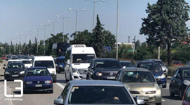 Τροχαίο στη Μουδανιών και κίνηση προς Χαλκιδική