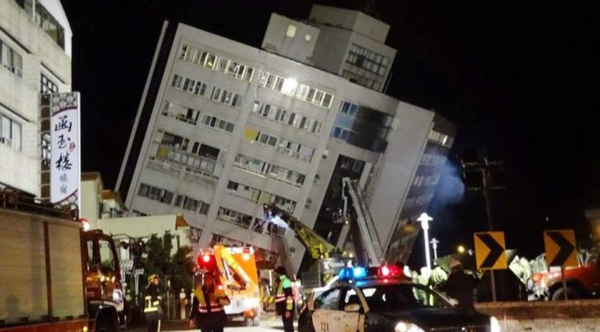Ταϊβάν: Συγκλονιστικές εικόνες από τον ισχυρό σεισμό (ΒΙΝΤΕΟ)