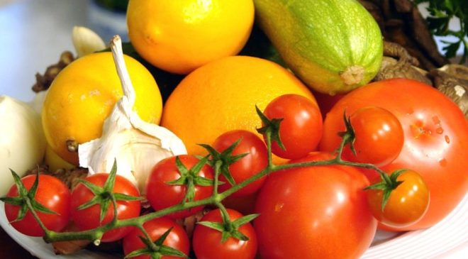 Λαχανικά και φρούτα που τονώνουν το ανοσοποιητικό μας