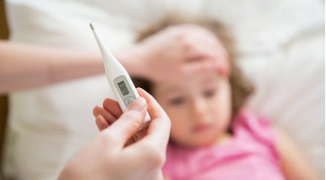 Παιδί και γρίπη: Πως θα καταλάβετε πως είναι κάτι πιο σοβαρό