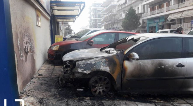Θεσσαλονίκη: Φωτιά σε ΙΧ στο κέντρο της πόλης