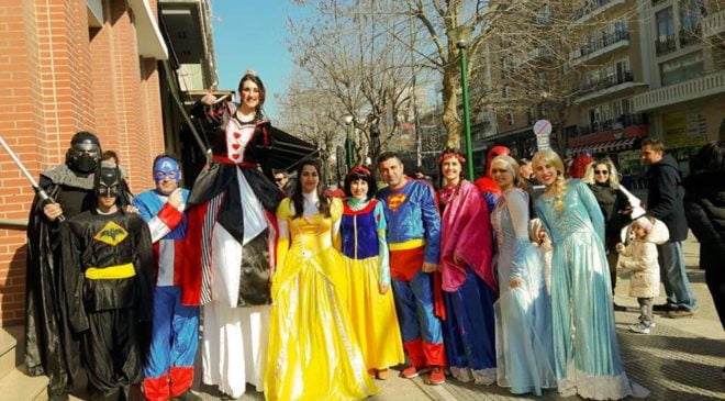 Το αποκριάτικο ξεφάντωμα στην Αλεξανδρούπολη (ΦΩΤΟ)