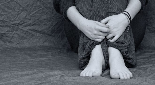 «Κατάθλιψη» των εορτών: Είναι κάτι απλό ή μπορεί να επηρεάσει την ψυχική μας υγεία;