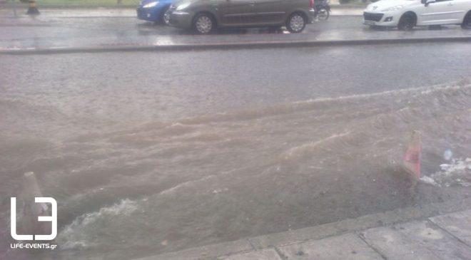 Θεσσαλονίκη: Λεωφορείο του ΟΑΣΘ… μπάζει νερά από τη βροχή (ΒΙΝΤΕΟ)