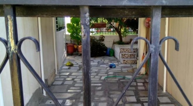 Δείτε τον τρόπο με τον οποίο «μαρκάρουν» οι διαρρήκτες τα άδεια σπίτια (ΒΙΝΤΕΟ)