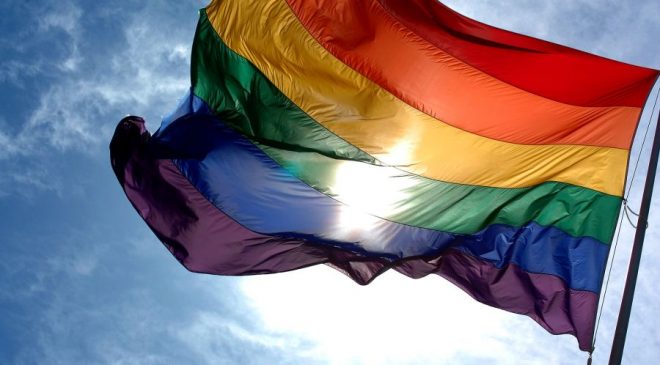 Η Ουγγαρία απαγορεύει με νόμο να προωθείται η ομοφυλοφιλία