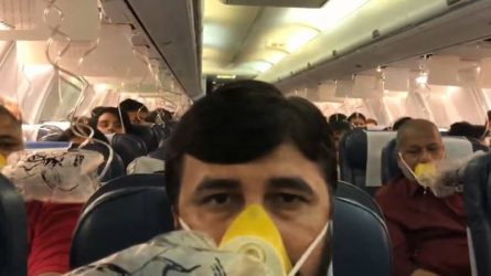 Εφιάλτης για 166 επιβάτες – Βίντεο δείχνει τις στιγμές τρόμου μέσα στο αεροπλάνο