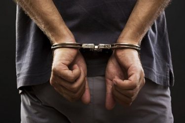 Κρήτη: Προφυλακιστέος κρίθηκε ο 32χρονος για τον βιασμό και τον ξυλοδαρμό της συζύγου του