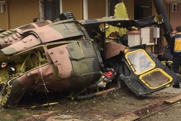 Εκτακτο: Πτώση ελικοπτέρου σε κατοικημένη περιοχή στην Κωνσταντινούπολη (ΒΙΝΤΕΟ)