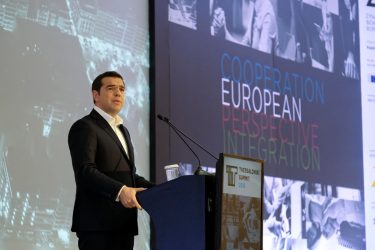 Αλ. Τσίπρας: “Ο λαός θα δώσει απάντηση στο ποιος κυβερνά τη χώρα”