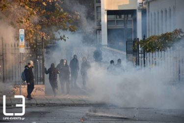 Επεισόδια και μολότοφ στο μαθητικό συλλαλητήριο