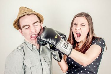 Τα ζευγάρια που μαλώνουν με την ίδια ένταση ζουν περισσότερο