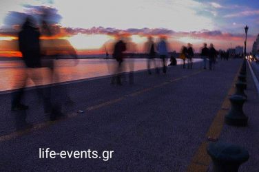 Μειώθηκε κατά 33.857 ο πληθυσμός της Ελλάδας