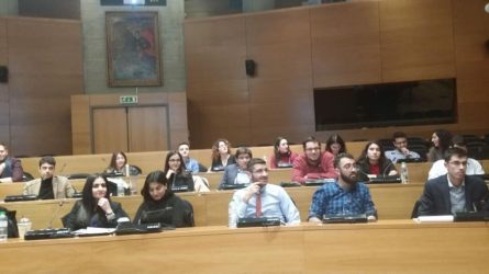 Θεσσαλονίκη: Εξελέγησαν ο πρόεδρος και ο αντιπρόεδρος του Δημοτικού Συμβουλίου Νέων (ΦΩΤΟ)