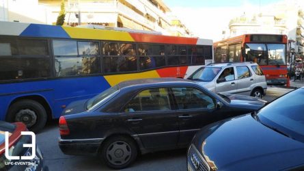 Θεσσαλονίκη: Βίντεο από τις σκηνές πανικού σε αστικό λεωφορείο μετά την άγρια συμπλοκή αλλοδαπών (ΒΙΝΤΕΟ)