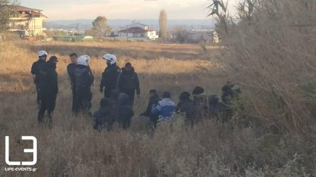 Θεσσαλονίκη: Συνελήφθη διακινητής αλλοδαπών μετά από καταδίωξη