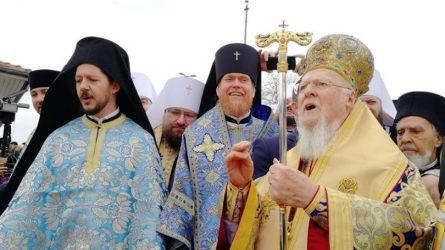 Ενας Θεσσαλονικιός έπιασε τον Σταυρό στο Φανάρι