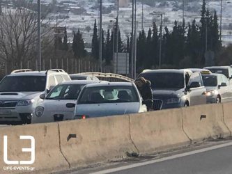 Σύγκρουση αυτοκινήτων στον Περιφερειακό Θεσσαλονίκης – Κλειστές δύο λωρίδες κυκλοφορίας