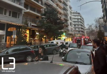 Θεσσαλονίκη: Φωτιά τώρα στο κέντρο της πόλης (ΦΩΤΟ)