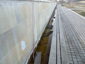 Βανδάλισαν τη νέα παραλία της Θεσσαλονίκης (ΦΩΤΟ)