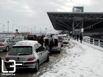 Πανικός στο αεροδρόμιο «Μακεδονία» (ΒΙΝΤΕΟ)