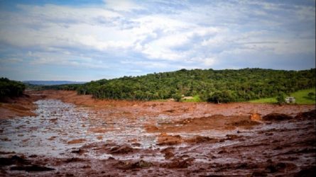 Βραζιλία: Νεκροί και αγνοούμενοι από την κατάρρευση φράγματος (ΒΙΝΤΕΟ)