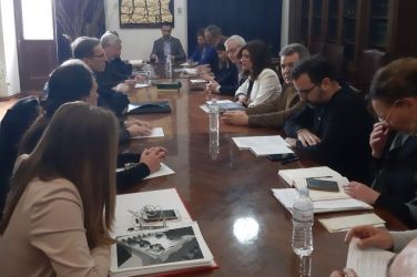 Σύσκεψη υπό την Κ. Νοτοπούλου για την πλατεία Διοικητηρίου