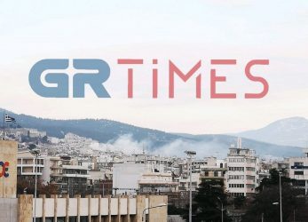 Πυρκαγιά σε εξέλιξη σε σπίτι στην Άνω Πόλη