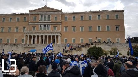 100.000 κόσμος στο Σύνταγμα λέει η Αστυνομία