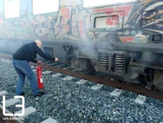 Φωτιά ξέσπασε σε τρένο της γραμμής Θεσσαλονίκη-Αθήνα (ΦΩΤΟ)