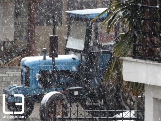 Χιονίζει ξανά στην ανατολική Θεσσαλονίκη (ΒΙΝΤΕΟ & ΦΩΤΟ)