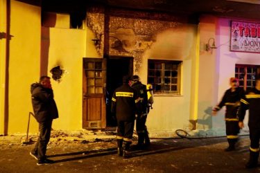 Τραγωδία στην Καλαμάτα: Ο ιδιοκτήτης προσπάθησε να ρίξει τον τοίχο με βαριοπούλα