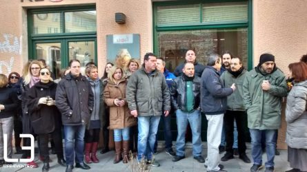 Διαμαρτυρία στο ΚΕΘΕΑ για τις συνθήκες εργασίας (ΦΩΤΟ)