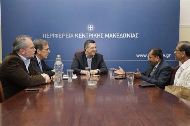 Με στελέχη με Ινδούς αξιωματούχους είχε ο  Απ. Τζιτζικώστας