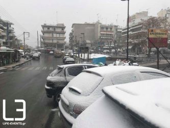Χιονίζει στη δυτική Θεσσαλονίκη (ΒΙΝΤΕΟ & ΦΩΤΟ)
