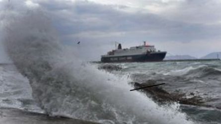 Προβλήματα στα ακτοπλοϊκά δρομολόγια