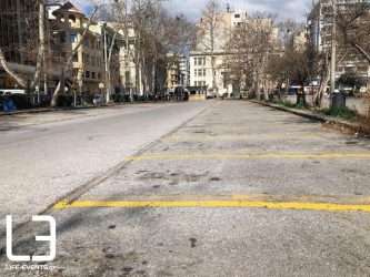 Θεσσαλονίκη: Απομακρύνονται οι λαμαρίνες από την πλατεία Ελευθερίας – Σχέδιο για υπόγειο πάρκινγκ