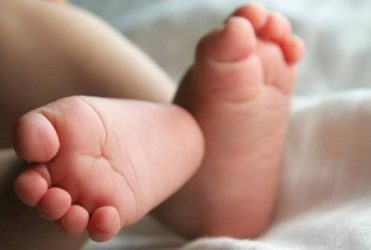 Βόλος: Κατέληξε το 18 μηνών βρέφος που νοσηλευόταν διασωληνωμένο