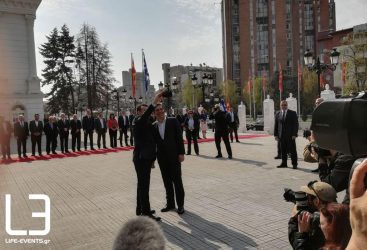 Θερμή υποδοχή του Αλ. Τσίπρα στα Σκόπια (ΦΩΤΟ)