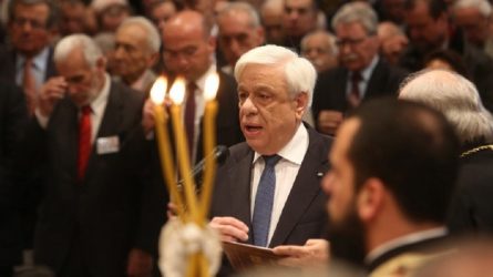 Στην Καλαμάτα για τον επιτάφιο o Πρ. Παυλόπουλος