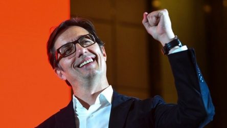 Σκόπια: Πρώτος με ελάχιστο προβάδισμα ο Πενταρόφσκι στις προεδρικές εκλογές