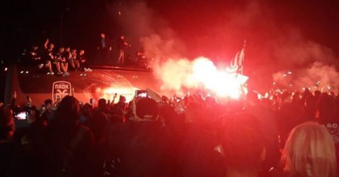 Αποθέωση των νταμπλούχων στη Θεσσαλονίκη (ΒΙΝΤΕΟ)