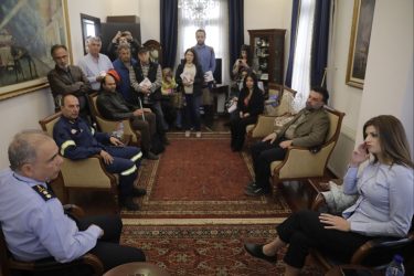 Κ. Νοτοπούλου: “Οι πυροσβέστες είναι οι ήρωες της πόλης μας”