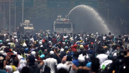 Συμπλοκές στην Βενεζουέλα