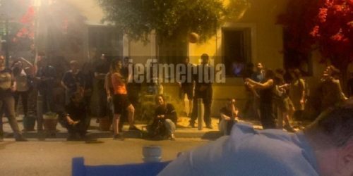 Αντιεξουσιαστές κατά Κώστα Μπακογιάννη στα Άνω Πετράλωνα (ΒΙΝΤΕΟ)