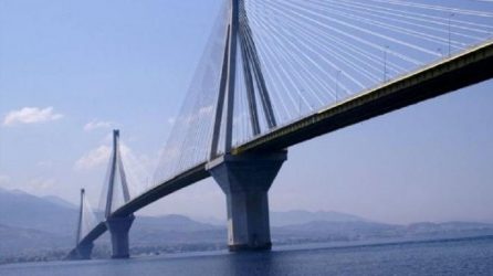 Νεκρός ο ποδηλάτης που έπεσε από το κατάστρωμα της γέφυρας Ρίου-Αντιρρίου