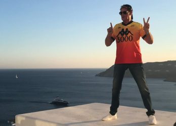 Ο “Ιππότης της Ασφάλτου” στην Ελλάδα