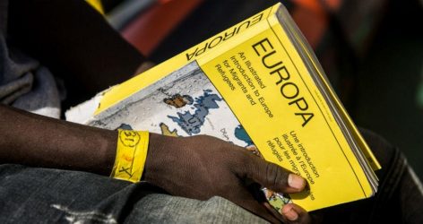 Γιατροί Χωρίς Σύνορα: 6.000 παγιδευμένοι σε κέντρα κράτησης στη Λιβύη