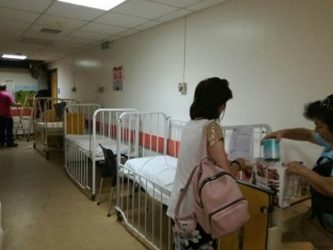 Βρέφος νοσηλεύτηκε σε ράντζο στην Παιδιατρική του Βενιζελείου (ΒΙΝΤΕΟ)