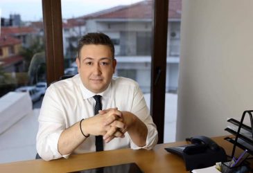 Τσακίρης για Αγία Σοφία: “Προσβάλει την πολιτιστική μας κληρονομιά”